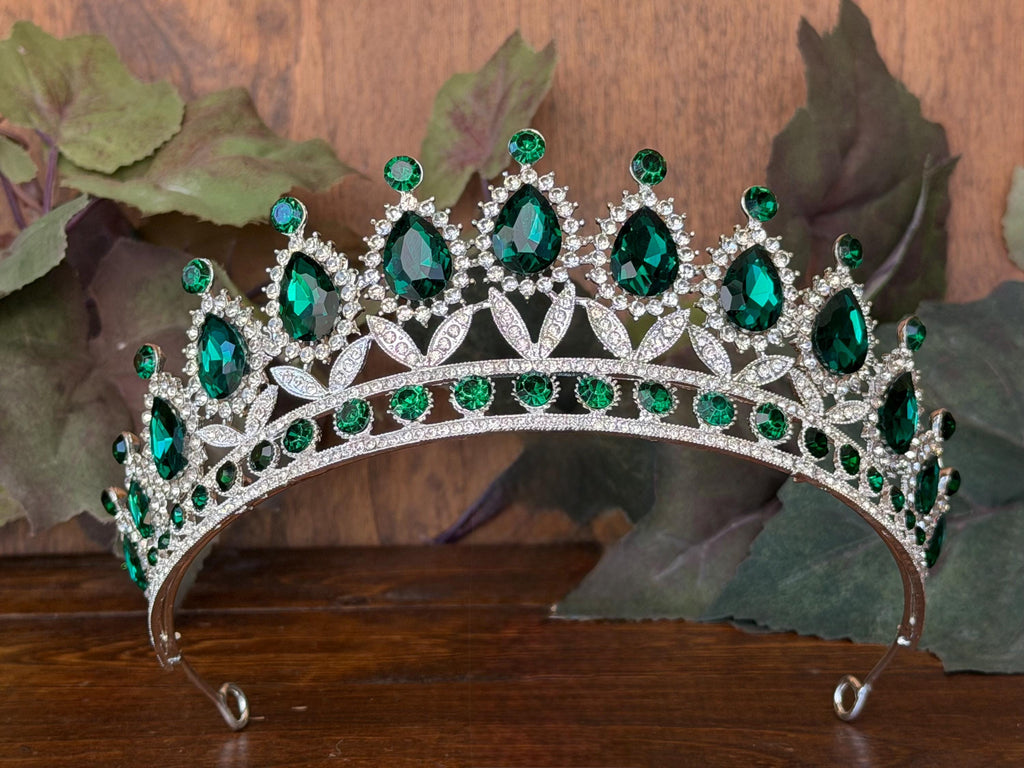 Green Teardrop Silver Tiara | Glamorous and memorable