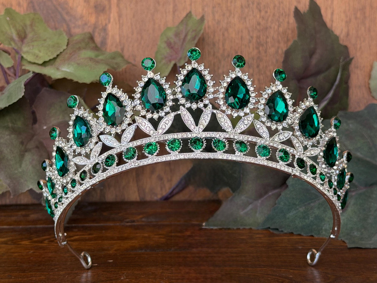 Green Teardrop Silver Tiara | Glamorous and memorable